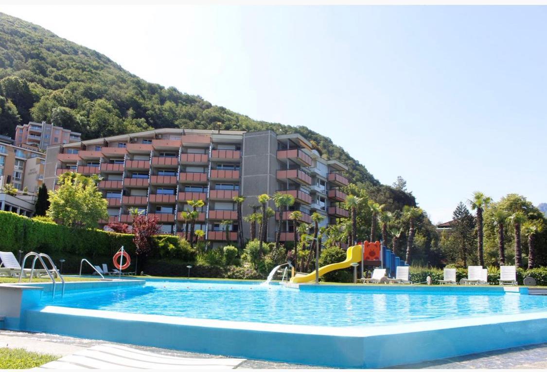 Holiday On The Lake Lugano Bissone Extérieur photo